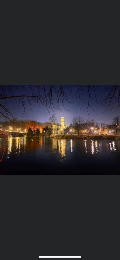 Kartal Centar Apartment Bihać Esterno foto
